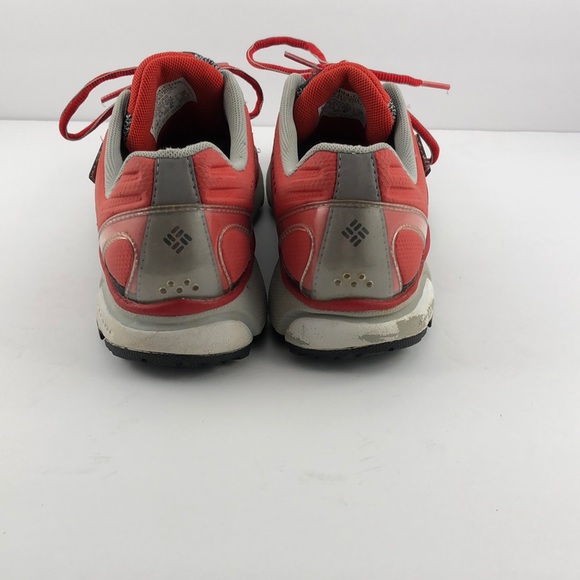 Columbia Techlite Hikers - Picture 4 of 8